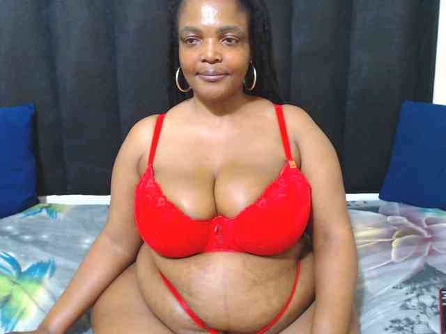 EBONYWILDASS webcam