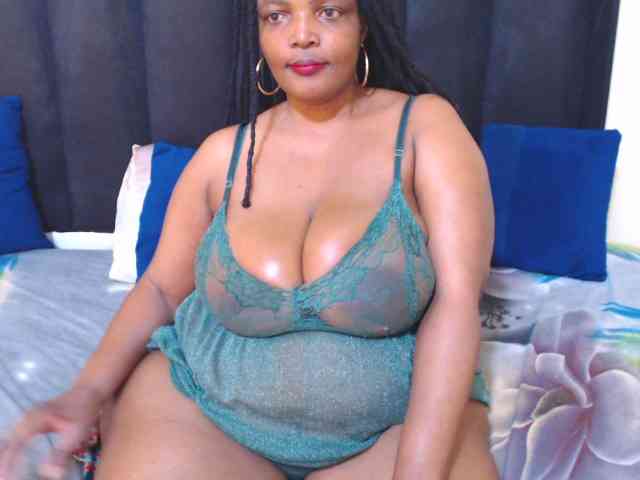 EBONYWILDASS webcam