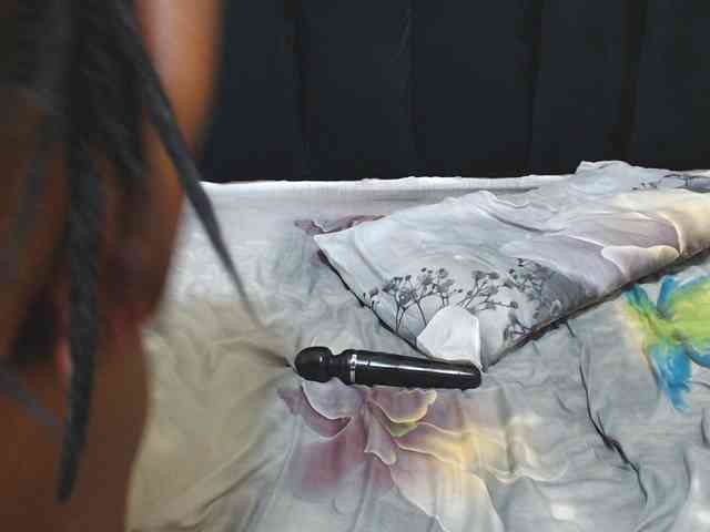 EBONYWILDASS EBONYWILDASS