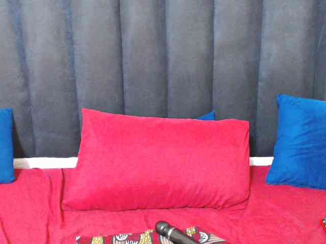 EBONYWILDASS webcam