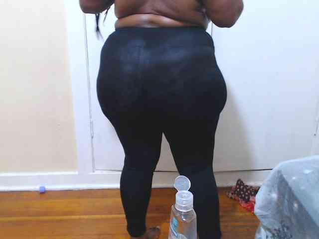 EBONYWILDASS webcam