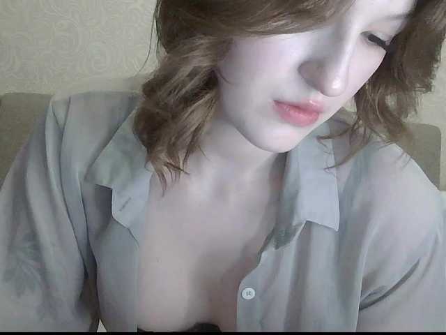 -Evmenida's BongaCams show and profile