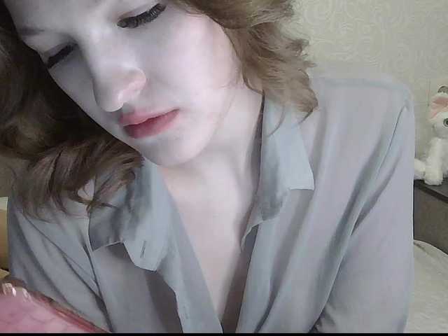 -Evmenida's BongaCams show and profile