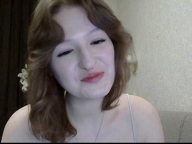 -Evmenida's BongaCams show and profile