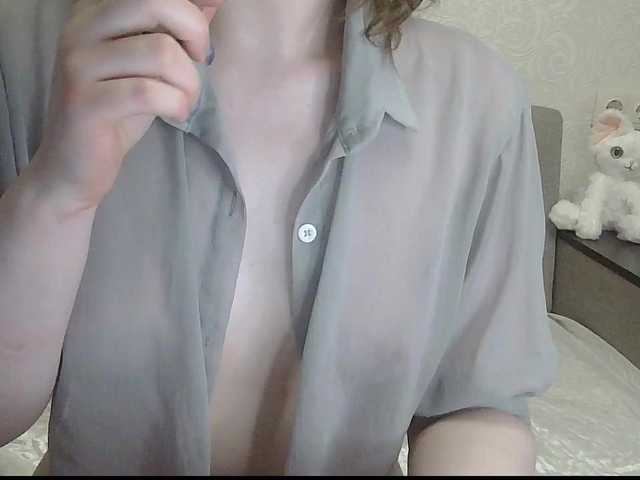 -Evmenida's BongaCams show and profile