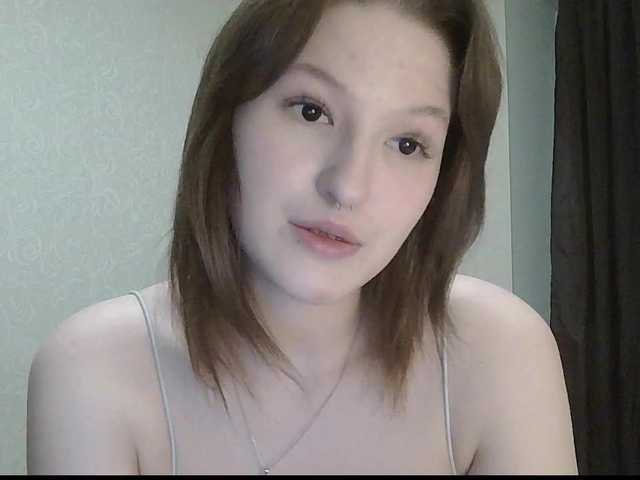 -Evmenida's BongaCams show and profile