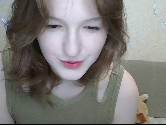 -Evmenida's BongaCams show and profile