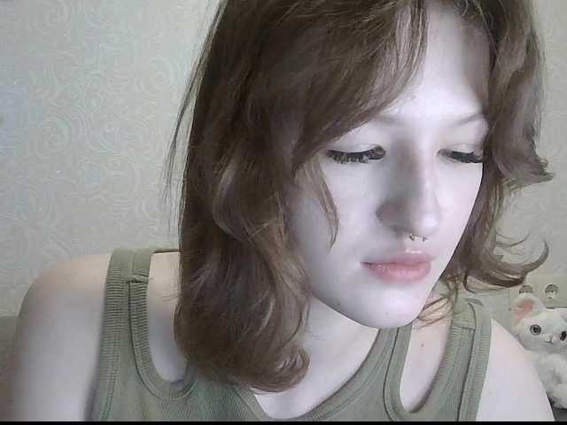 -Evmenida's BongaCams show and profile