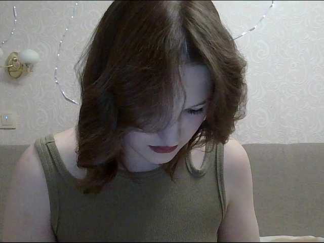 -Evmenida's BongaCams show and profile