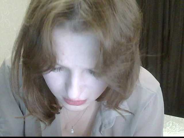 -Evmenida's BongaCams show and profile