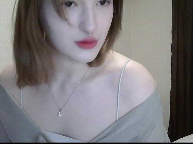 -Evmenida's BongaCams show and profile