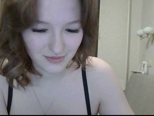 -Evmenida's BongaCams show and profile