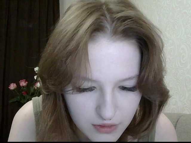 -Evmenida's BongaCams show and profile