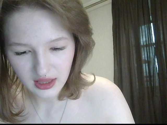 -Evmenida's BongaCams show and profile