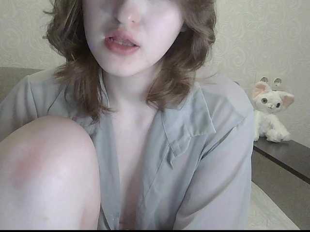 -Evmenida's BongaCams show and profile