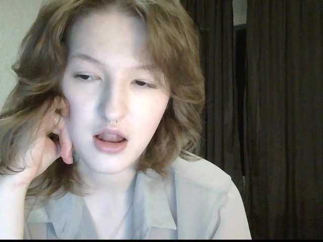 -Evmenida's BongaCams show and profile