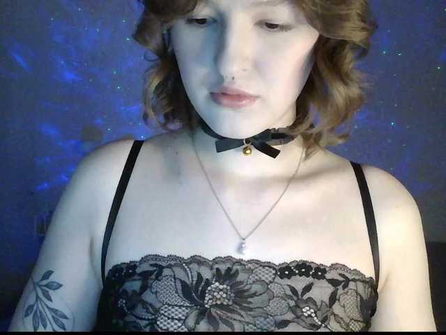 -Evmenida's BongaCams show and profile