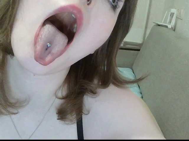 -Evmenida's BongaCams show and profile