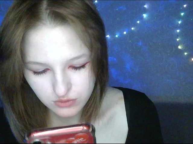 -Evmenida's BongaCams show and profile