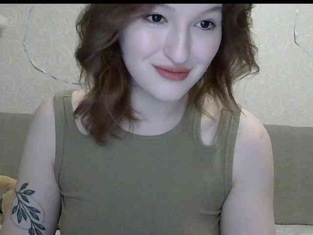 -Evmenida Live Webcam on BongaCams