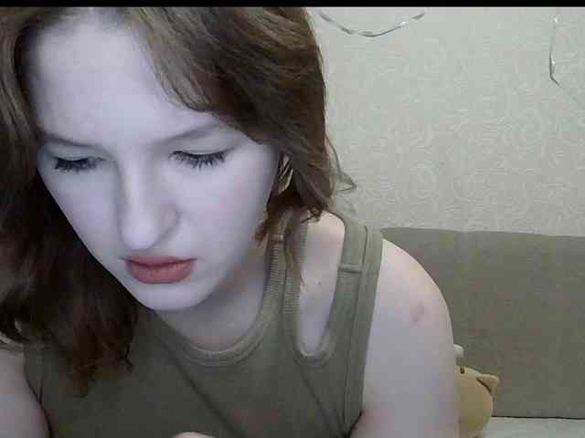 -Evmenida Live Webcam on BongaCams