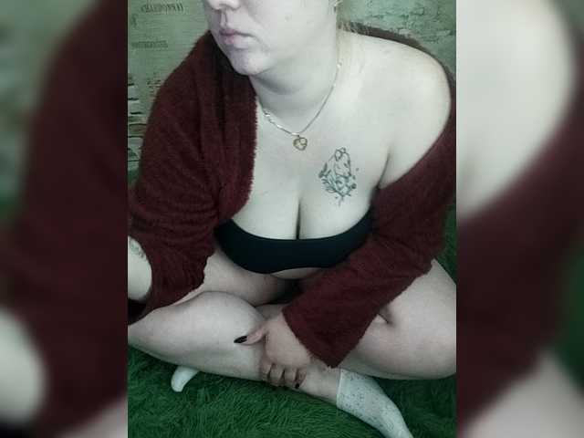 go to chat with Tasia97