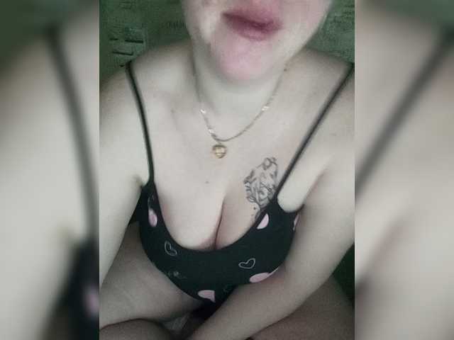 Tasia97's BongaCams show and profile