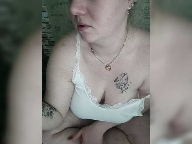 Tasia97's BongaCams show and profile