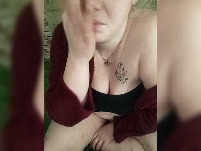 Tasia97's BongaCams show and profile