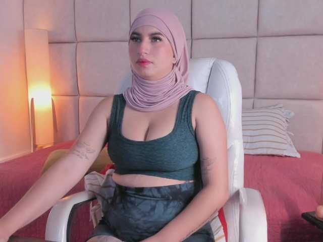  Raniia chat room