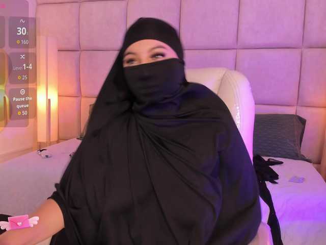 Raniia 直播性爱摄像头