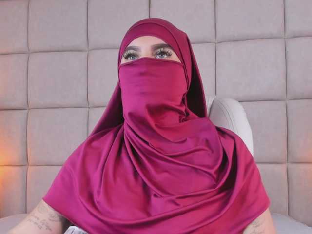  Raniia chat room