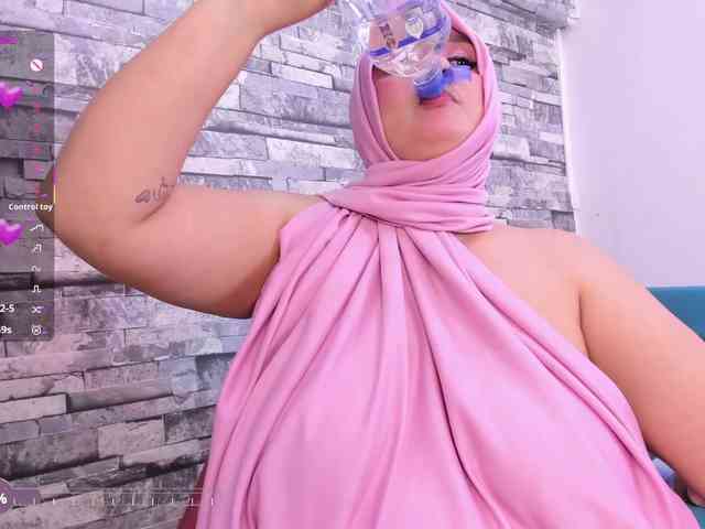 HijabiMilf Live Webcam on BongaCams HijabiMilf Live Webcam on BongaCams