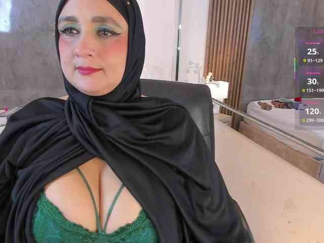 HijabiMilf webcam