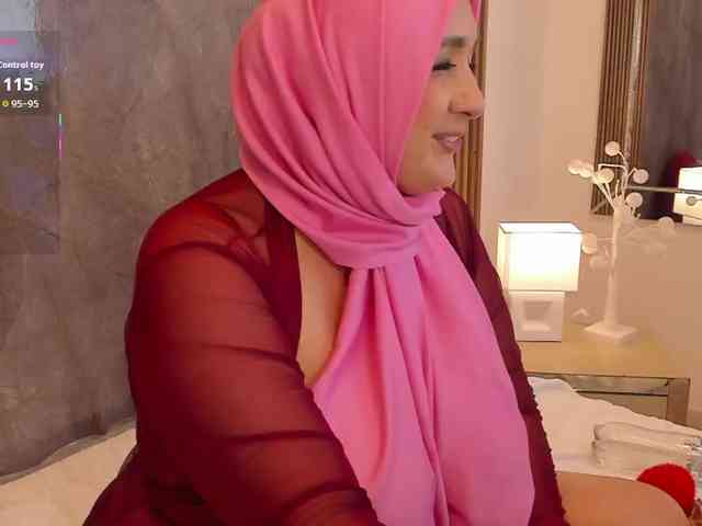 HijabiMilf webcam