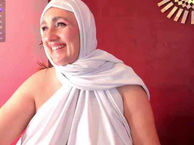 HijabiMilf webcam