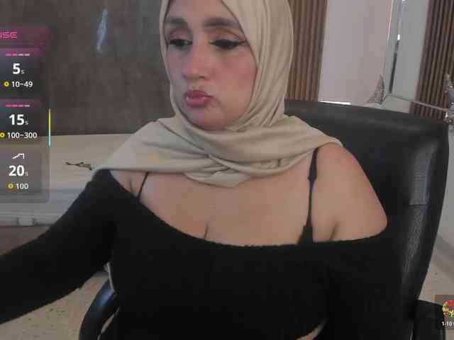 HijabiMilf webcam