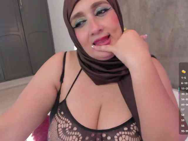 HijabiMilf webcam