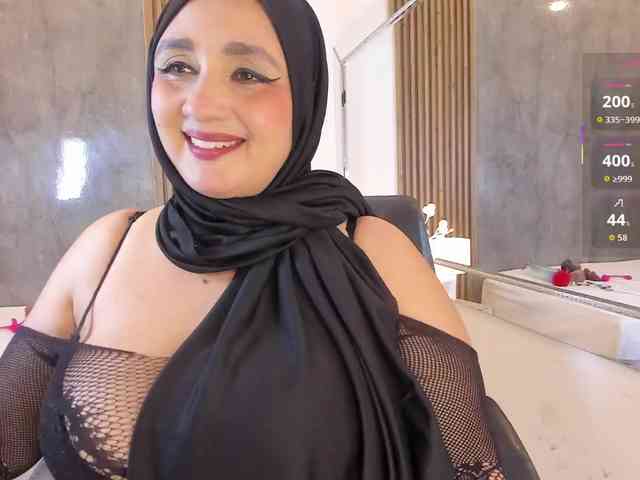 HijabiMilf webcam
