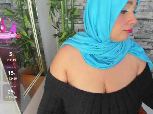 HijabiMilf webcam