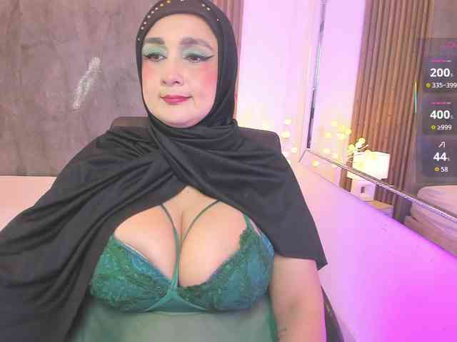 HijabiMilf webcam