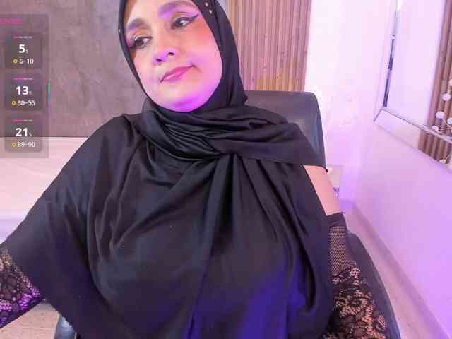 HijabiMilf webcam