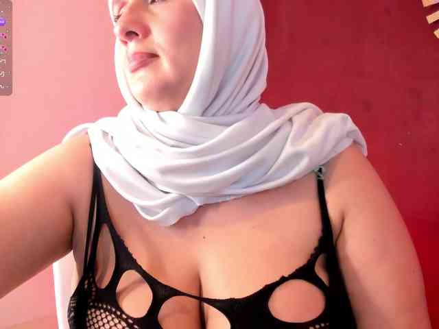HijabiMilf webcam