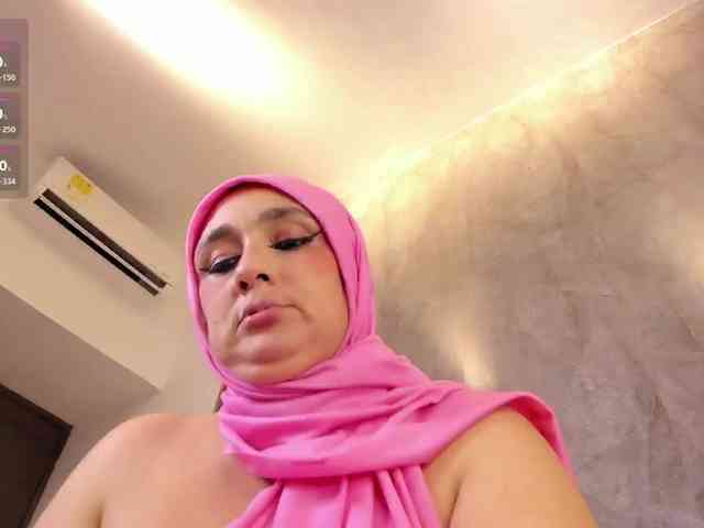 HijabiMilf webcam