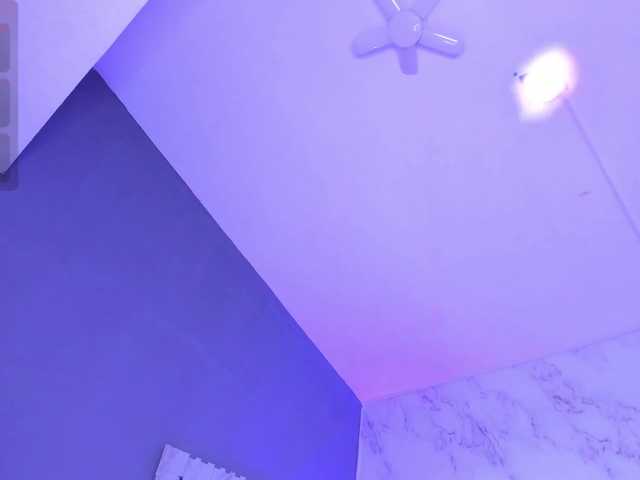 ThanaHaluff's BongaCams show and profile