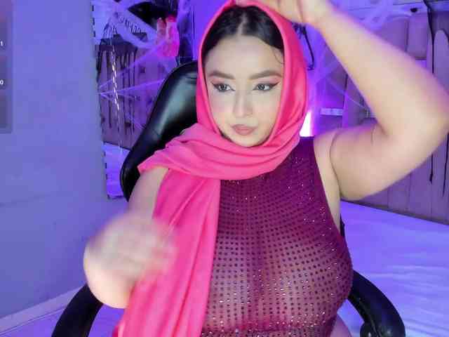 ThanaHaluff webcam