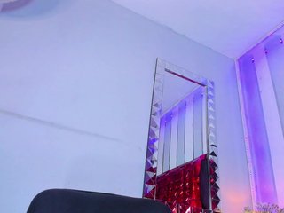 Kate-Roose Porn Show