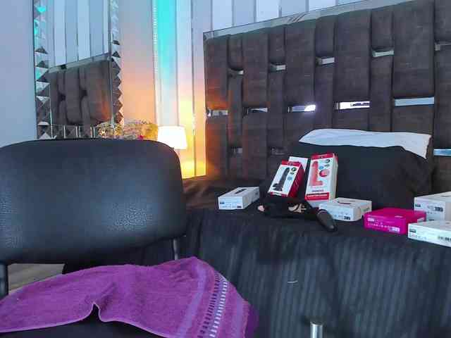 Kate-Roose Kate-Roose