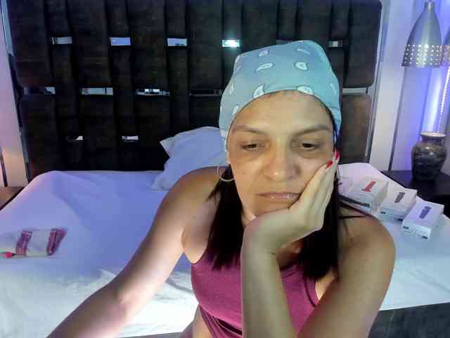 Kate-Roose Kate-Roose