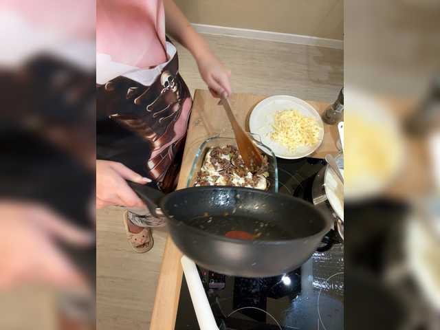 Milkaff- from BongaCams